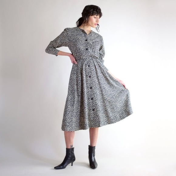 Vintage Dresses & Skirts - Leopard Silk Vintage 90s Print Midi Dress